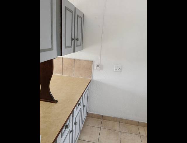 2 BEDROOM TOWNHOUSE FOR SALE IN ALBERTON NORTH
